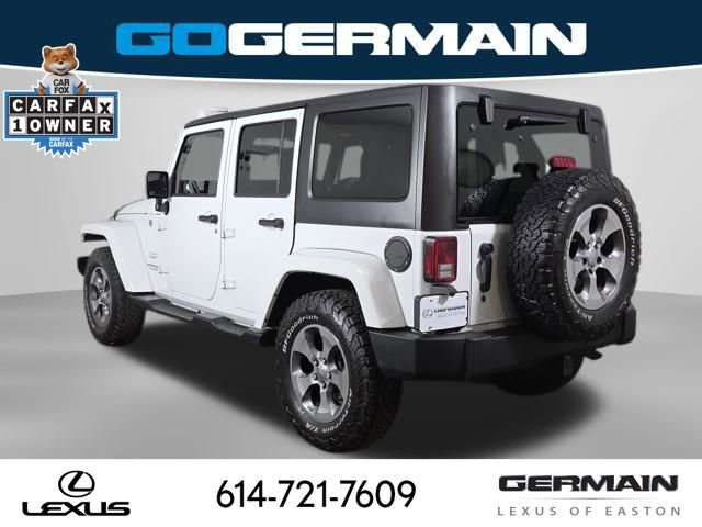 Used 2017 Jeep Wrangler Unlimited Sahara w/ Dual Top Group AWD/4WD image 11