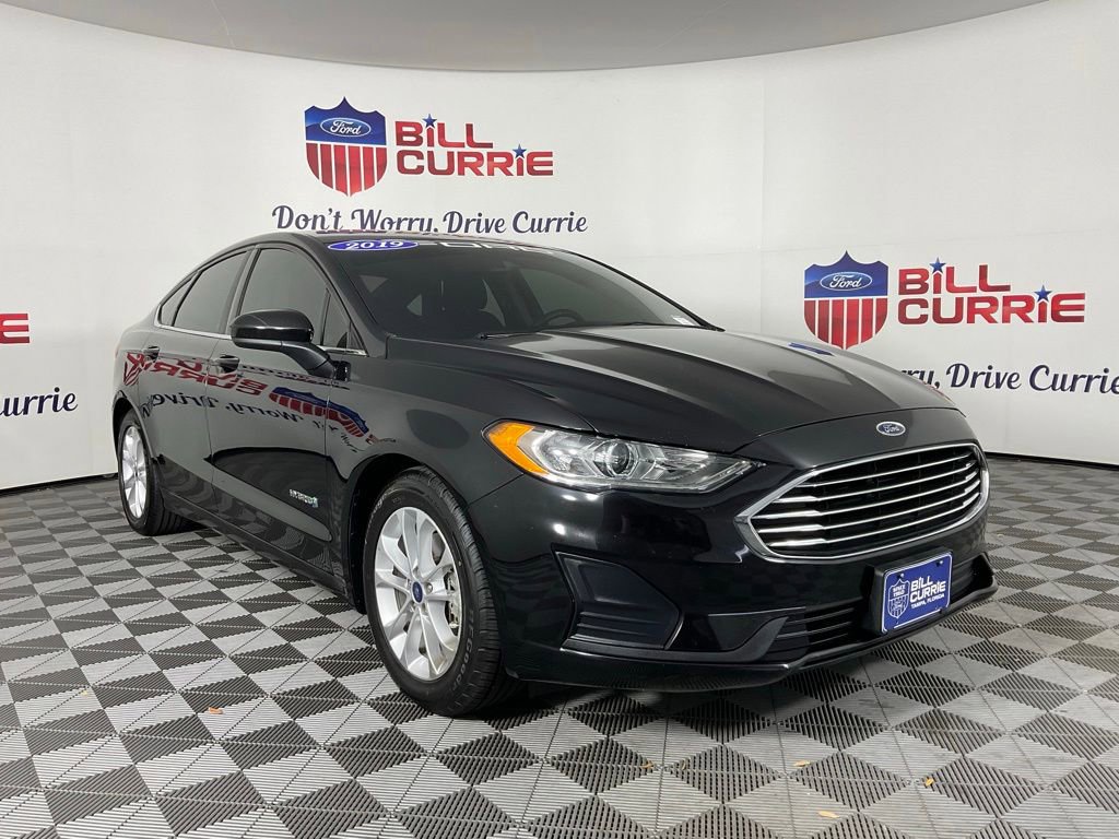 Used 2019 Ford Fusion SE