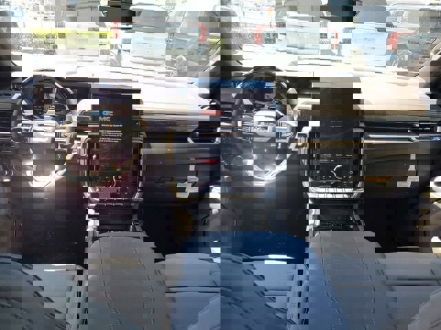 New 2026 GMC Yukon Elevation image 12