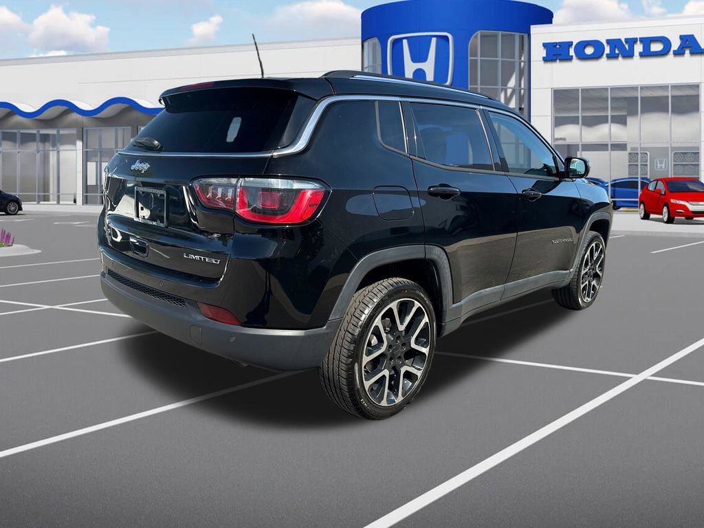 Used 2018 Jeep Compass Limited w/ Navigation Group image 9