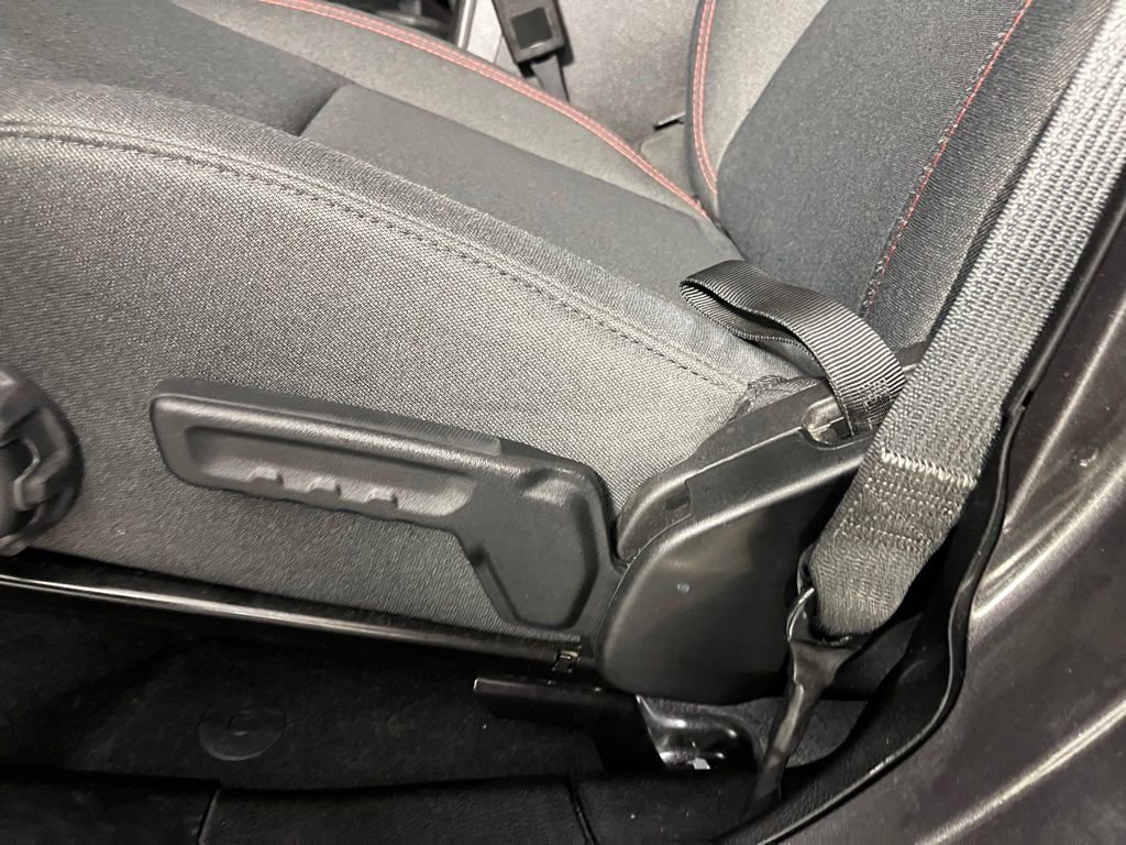 Used 2025 Jeep Wrangler Unlimited Rubicon image 24