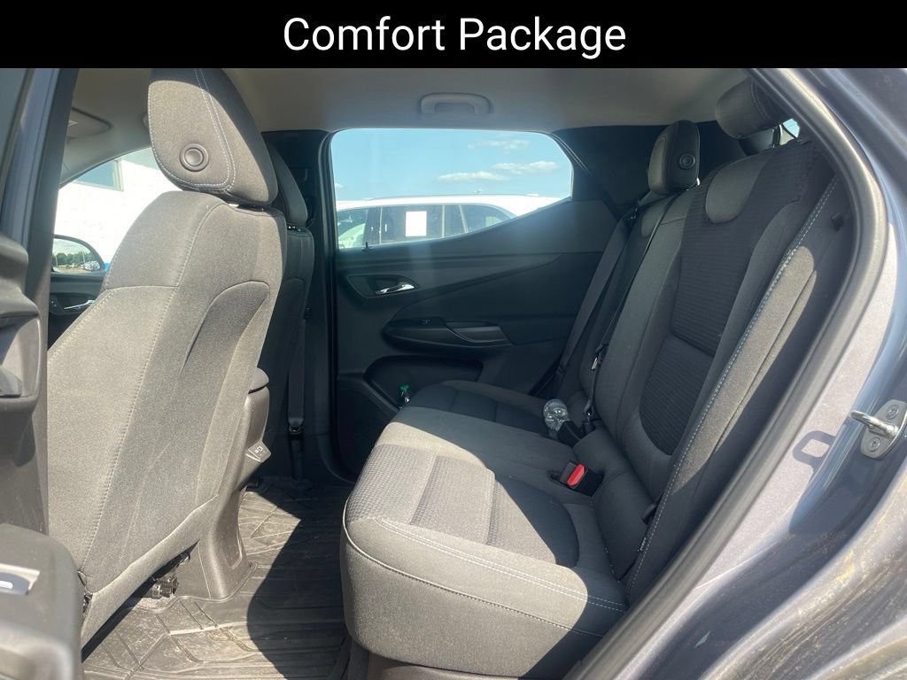 Used 2023 Chevrolet Bolt EUV LT w/ Comfort Package FWD image 11