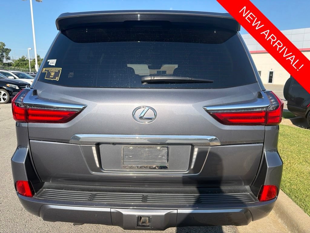 Used 2018 Lexus LX 570 4WD w/ Luxury Package image 5