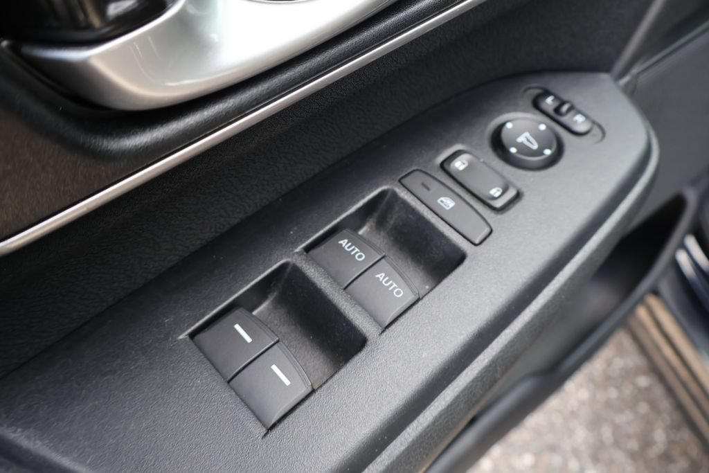 Used 2018 Honda CR-V EX image 13