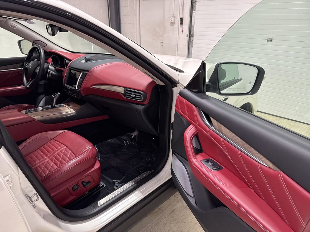 Used 2019 Maserati Levante GTS image 47