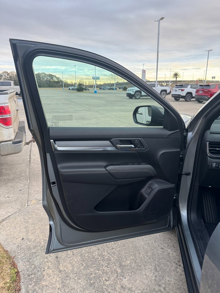 New 2026 GMC Terrain Elevation w/ Elevation Premium Package image 9