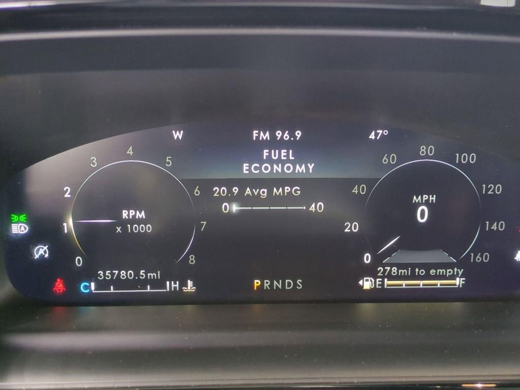 Certified 2022 Lincoln Nautilus Reserve w/ Equipment Group 201A image 18