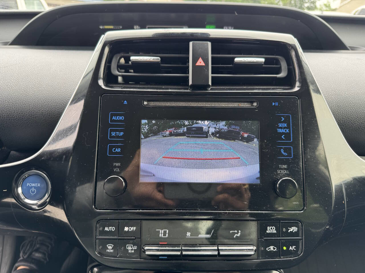 Used 2019 Toyota Prius LE AWD/4WD image 74