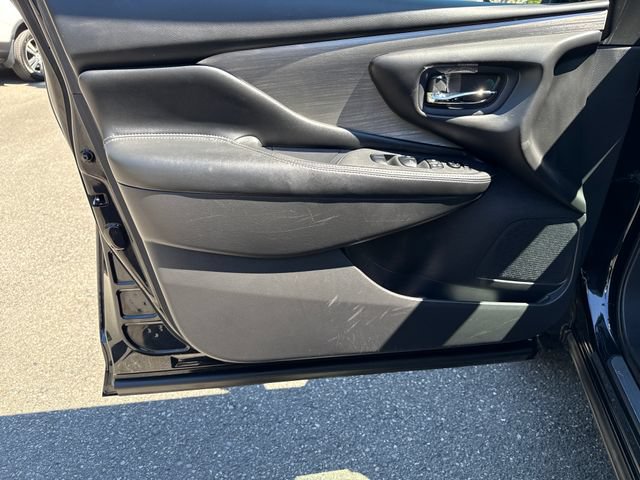 Used 2017 Nissan Murano SV AWD/4WD image 15