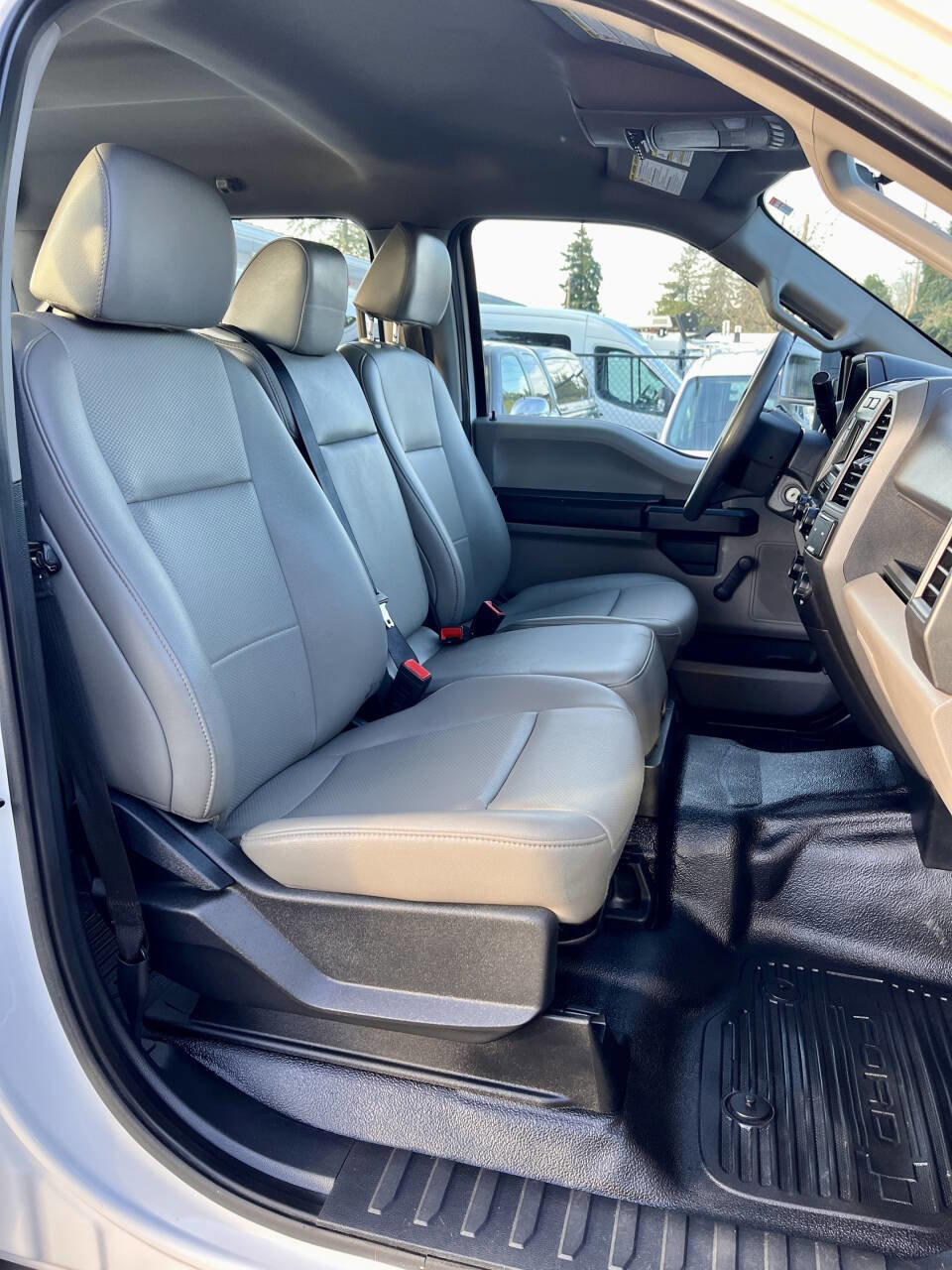 Used 2022 Ford F450 XL image 23