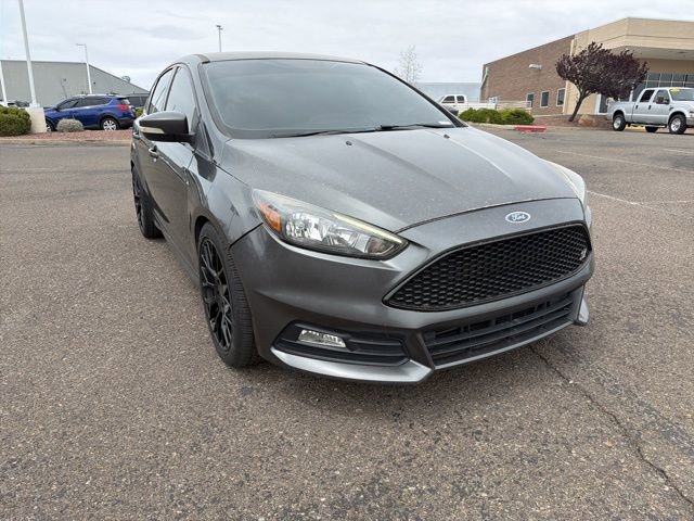 Used 2018 Ford Focus ST FWD image 1
