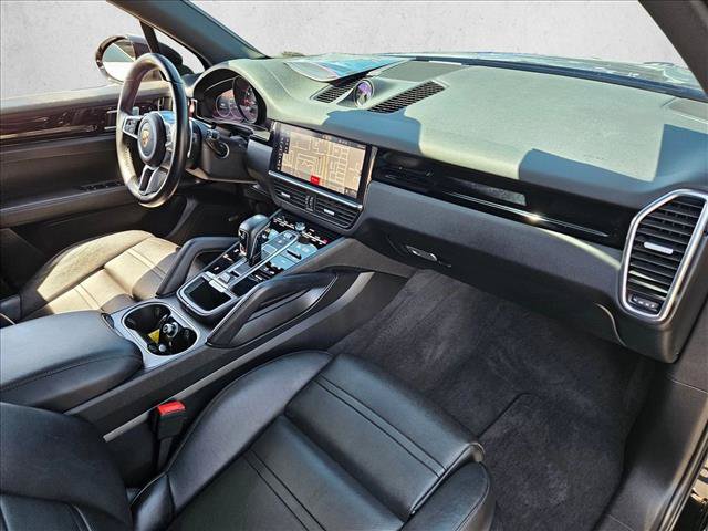 Used 2020 Porsche Cayenne AWD/4WD image 20