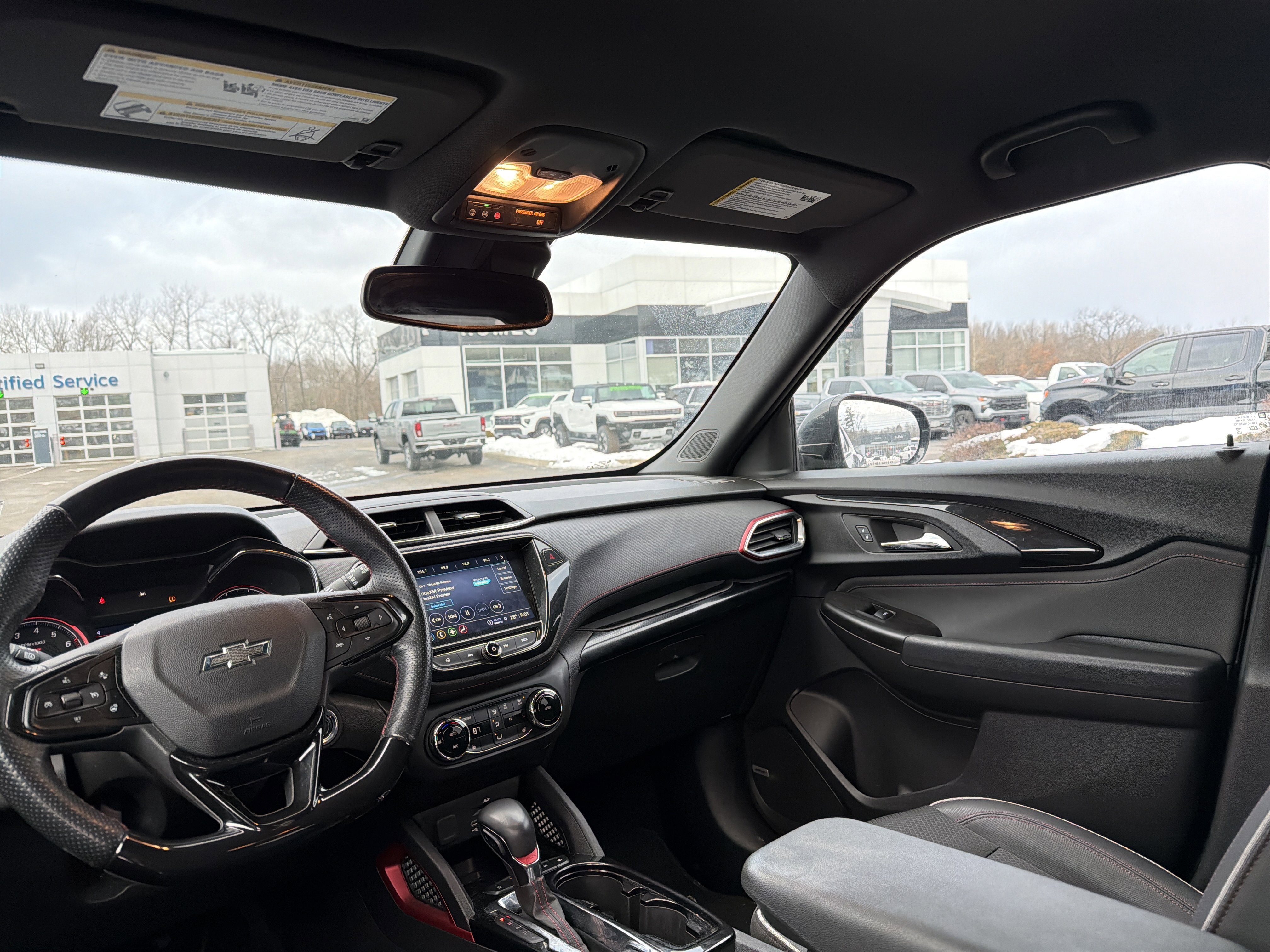 Used 2023 Chevrolet TrailBlazer RS w/ Technology Package image 15