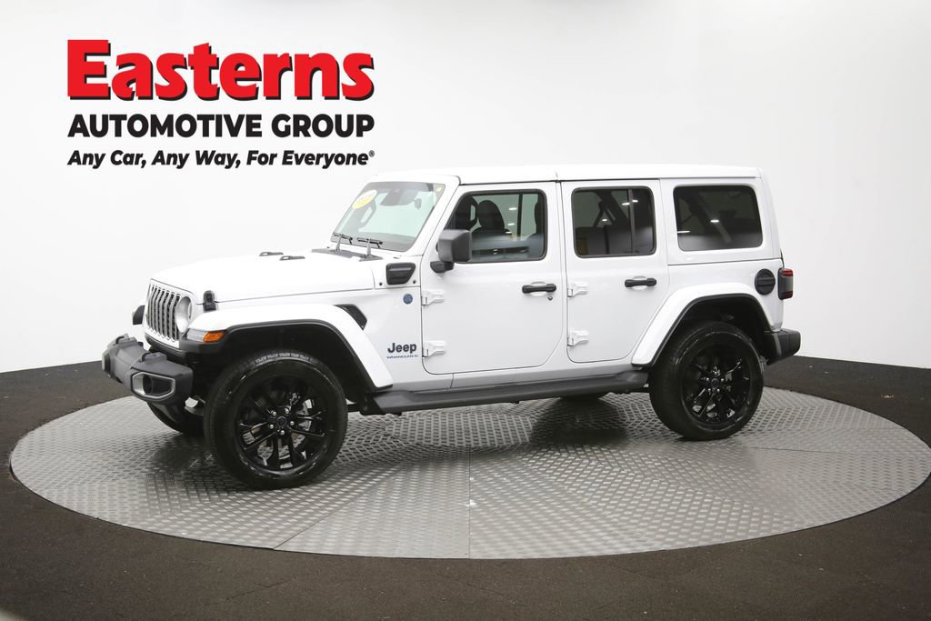 Used 2025 Jeep Wrangler Unlimited Sahara image 57