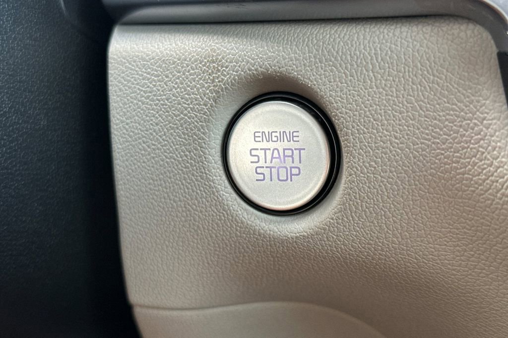 Used 2025 Kia Sorento EX image 27