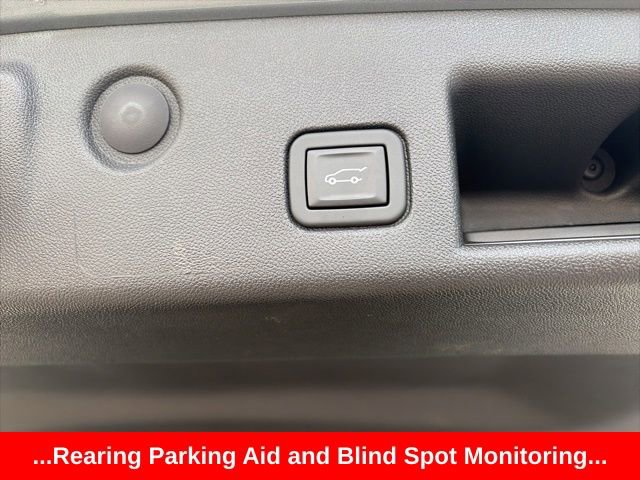 Used 2024 Chevrolet Equinox LT w/ LPO, Floor Liner Package image 9