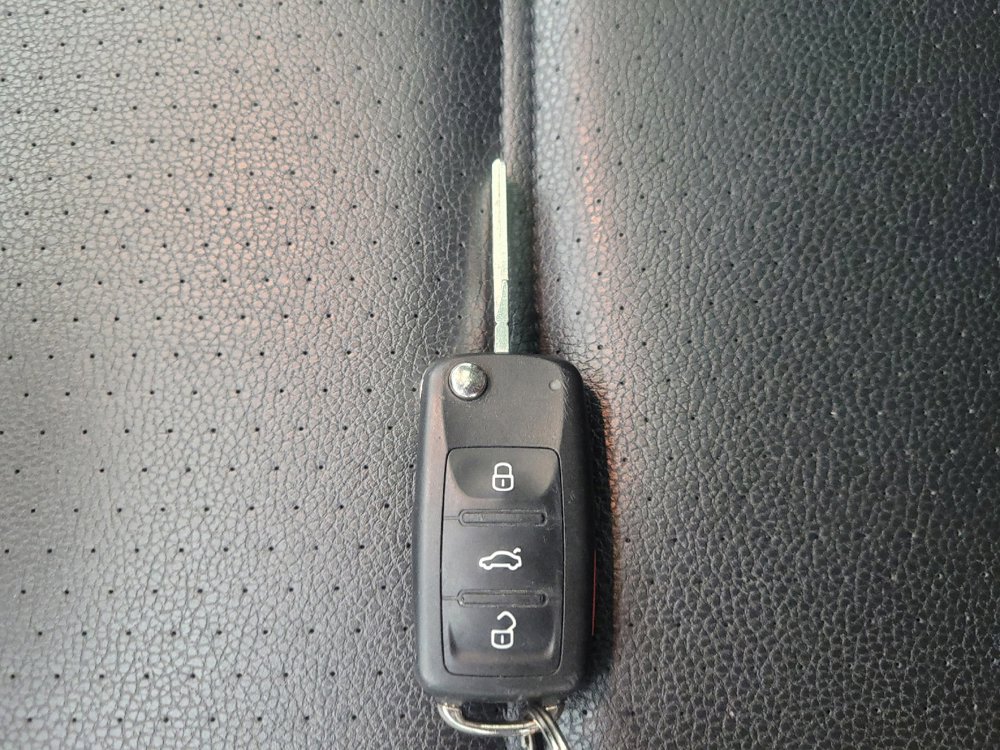 Used 2018 Volkswagen Jetta SE FWD image 32