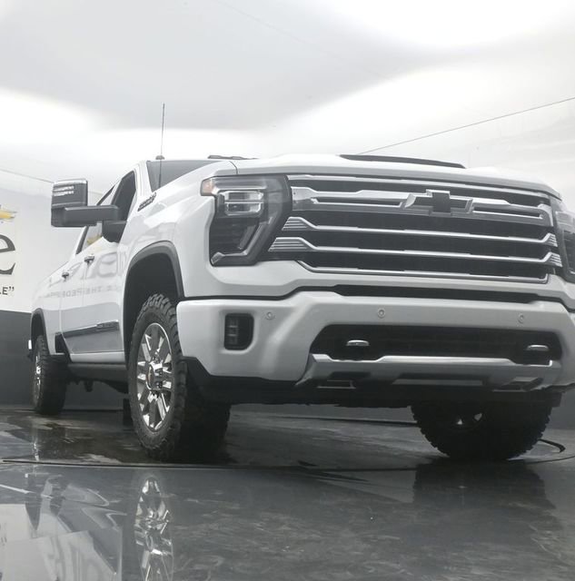 New 2026 Chevrolet Silverado 2500 High Country w/ High Country Premium Package image 3