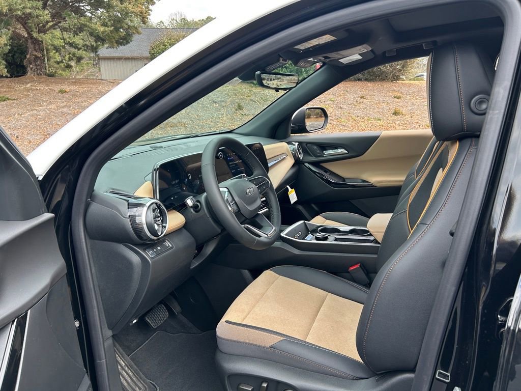 New 2026 Chevrolet Equinox ACTIV w/ Safety and Technology Package image 40