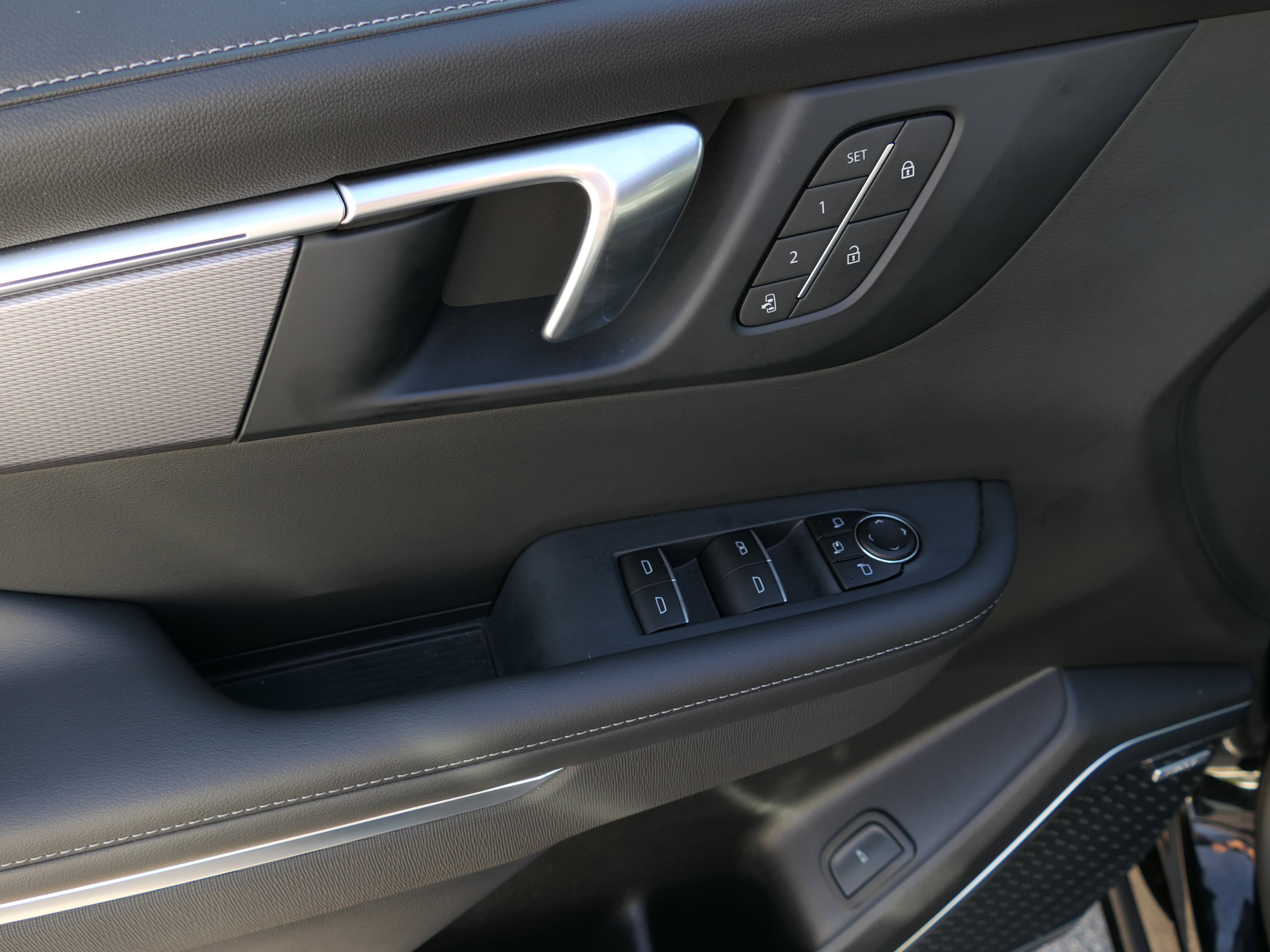 New 2026 Buick Enclave Sport Touring w/ Power Package image 14