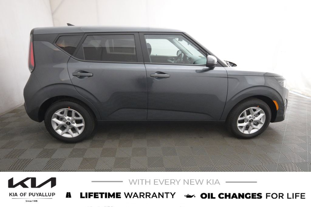 New 2025 Kia Soul LX image 4