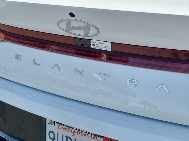 Certified 2025 Hyundai Elantra Blue image 19