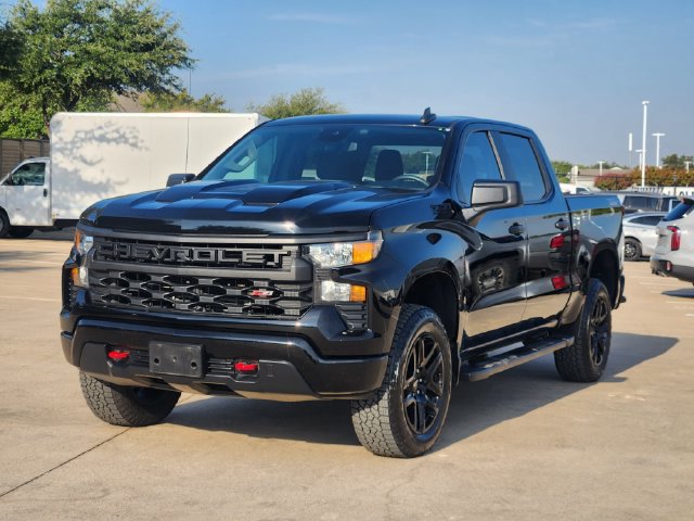 Used 2024 Chevrolet Silverado 1500 Custom Trail Boss w/ LPO, Dark Essentials Package AWD/4WD image 12