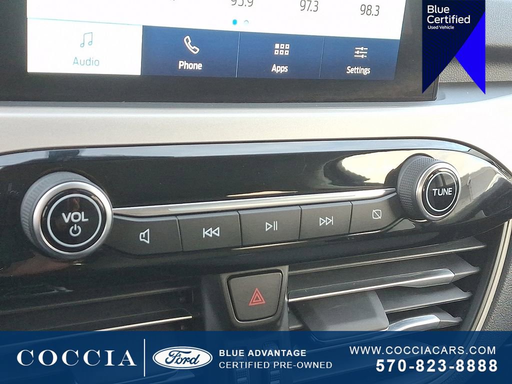 Certified 2022 Ford Escape SE w/ Cold Weather Package image 17