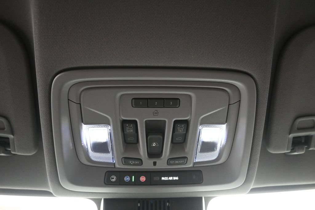 Used 2026 GMC Sierra 1500 Denali w/ Technology Package AWD/4WD image 19