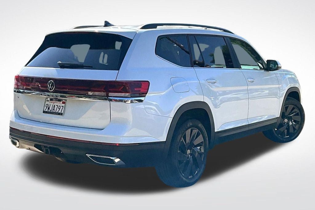 Certified 2026 Volkswagen Atlas SE w/ Panoramic Sunroof Package FWD image 10