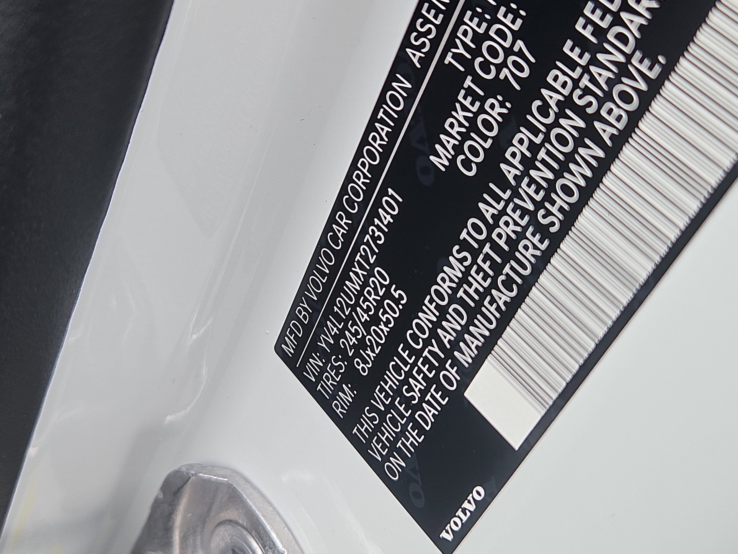 New 2026 Volvo XC40 B5 Ultra w/ Protection Package Premier AWD/4WD image 5