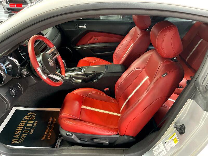 Used 2013 Ford Mustang GT Premium image 22