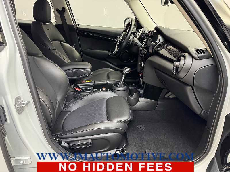 Used 2019 MINI Cooper S w/ Signature Upholstery Package image 21