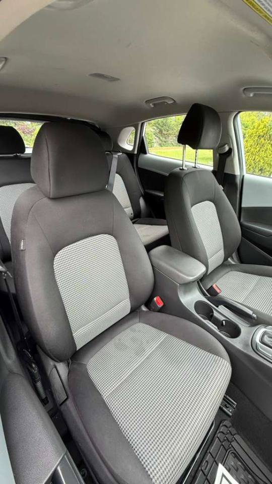 Used 2020 Hyundai Kona SE FWD image 11