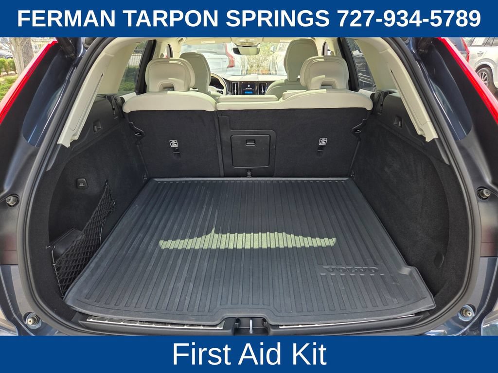 Certified 2024 Volvo XC60 B5 Ultimate w/ Protection Package Premier AWD/4WD image 19