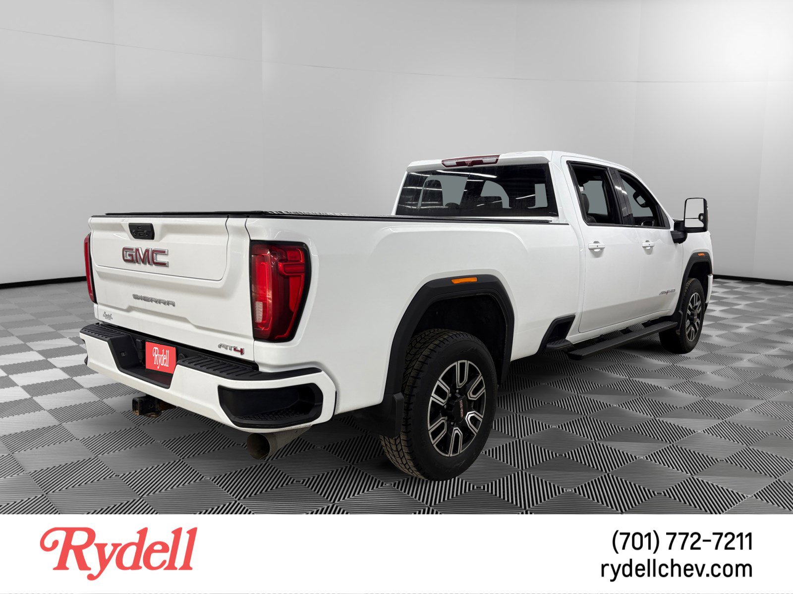 Used 2022 GMC Sierra 2500 AT4 w/ Gooseneck/5TH Wheel Package image 5