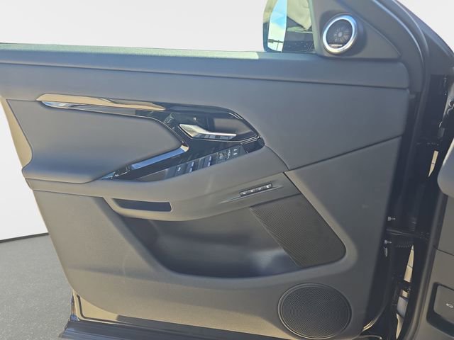 Certified 2025 Land Rover Range Rover Evoque S image 30