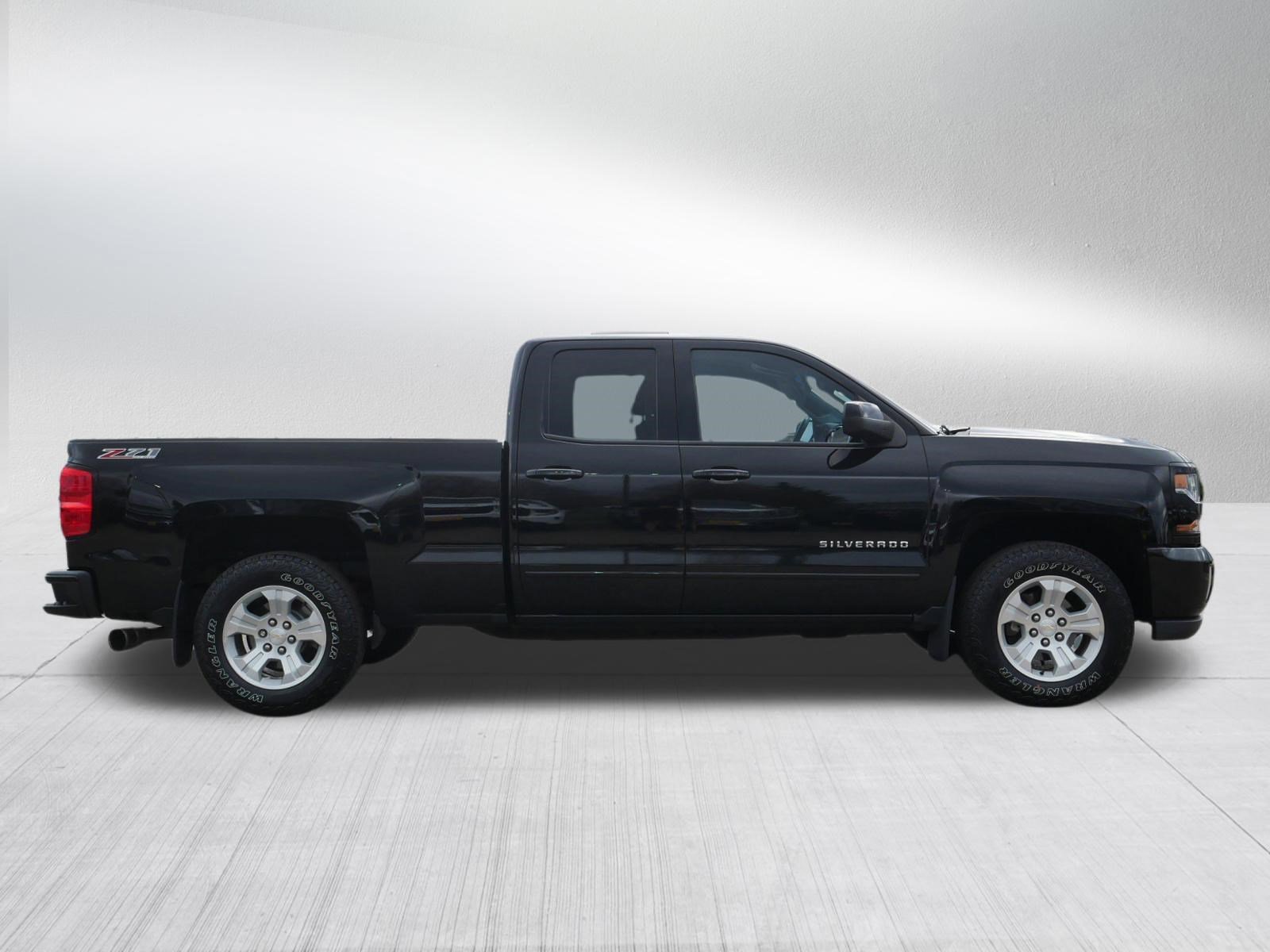 Used 2016 Chevrolet Silverado 1500 LT w/ All Star Edition AWD/4WD image 8