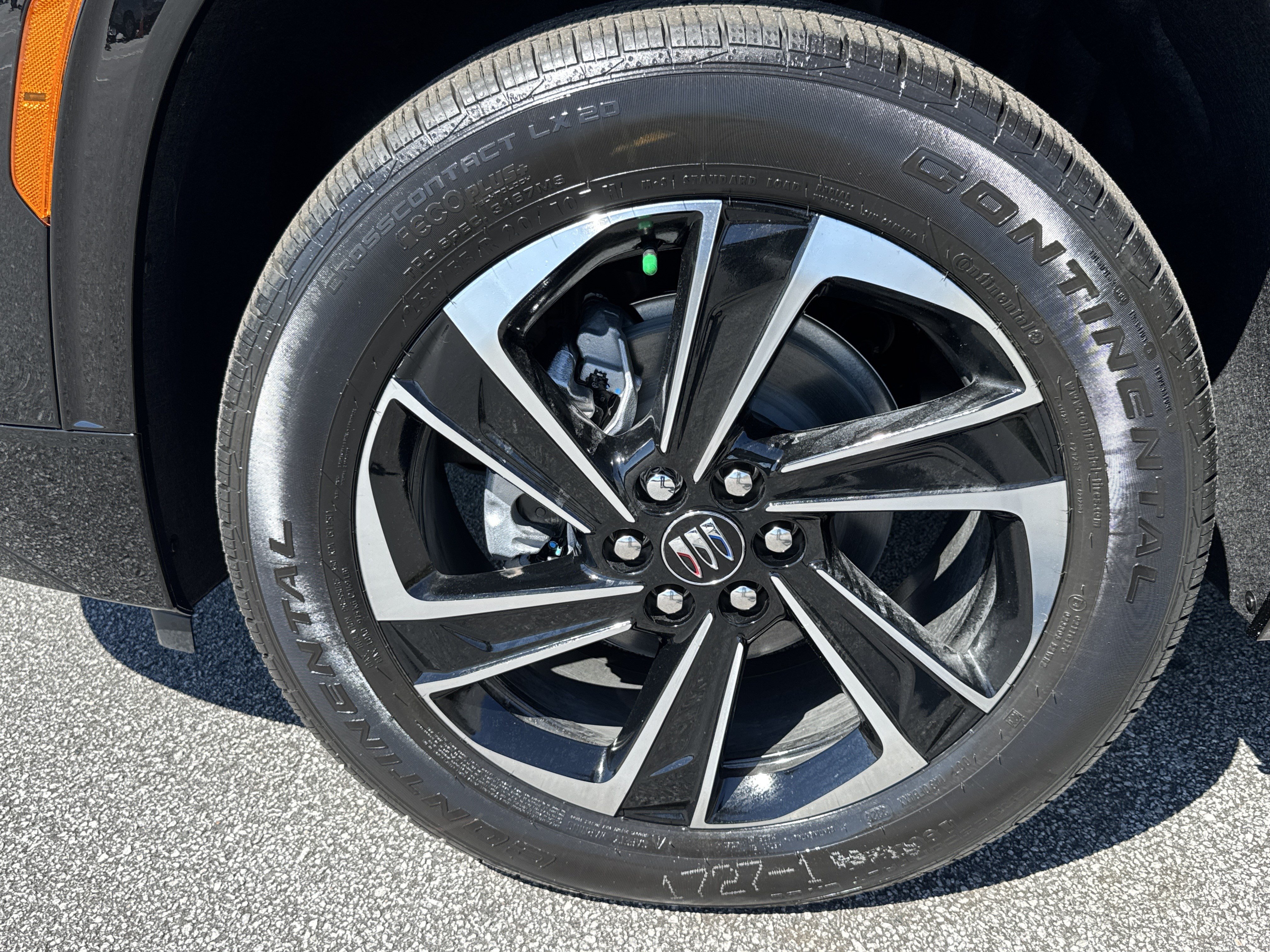 New 2027 Buick Enclave Sport Touring w/ Power Package AWD/4WD image 13