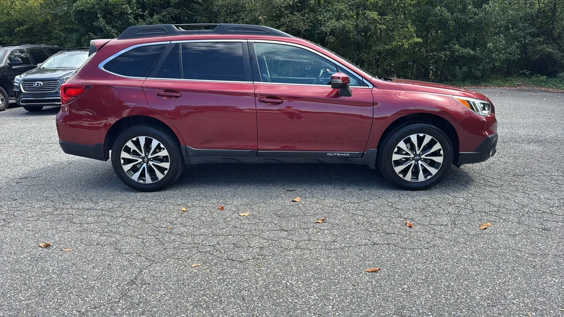 Used 2017 Subaru Outback 2.5i Limited image 4