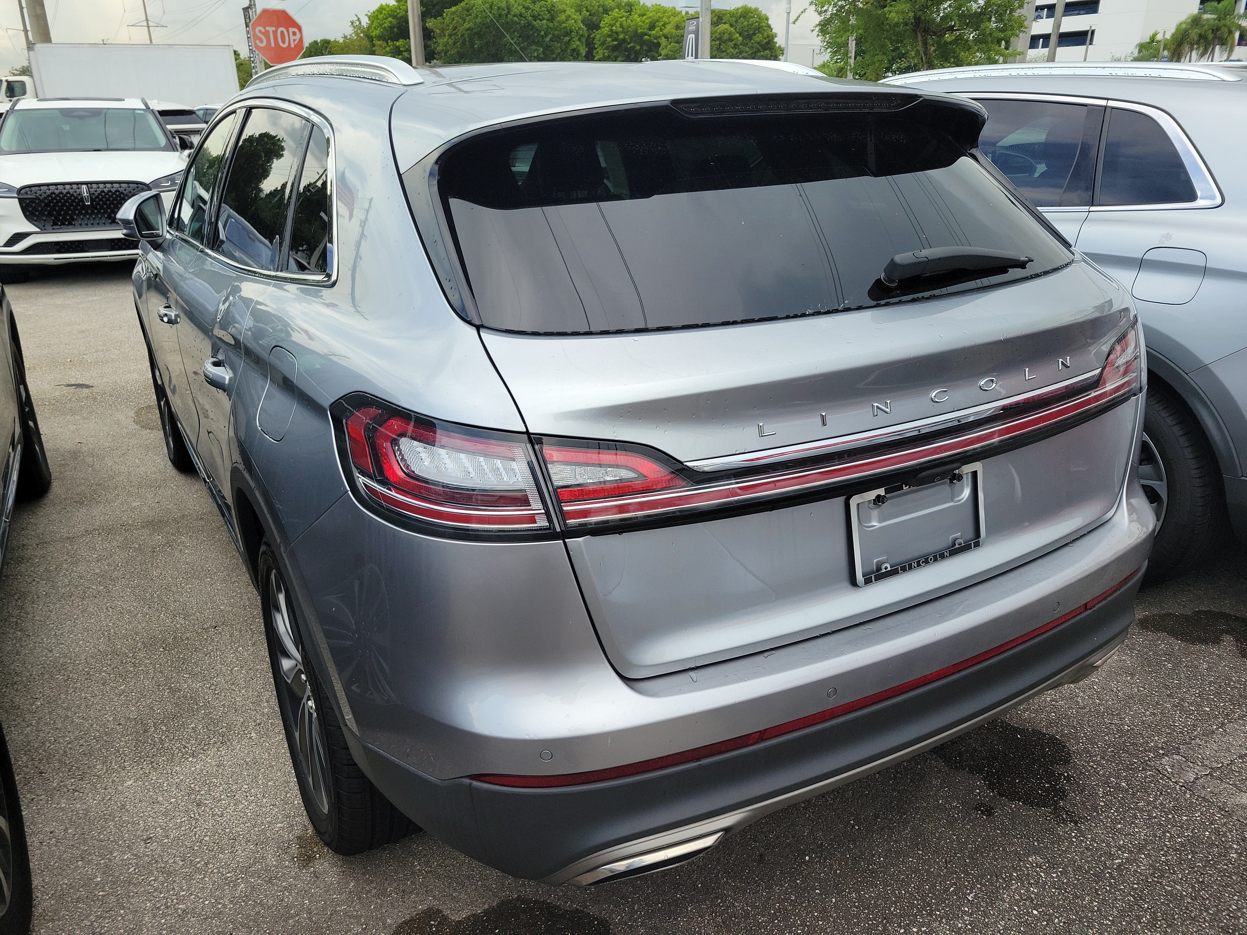Certified 2023 Lincoln Nautilus Reserve AWD/4WD image 3