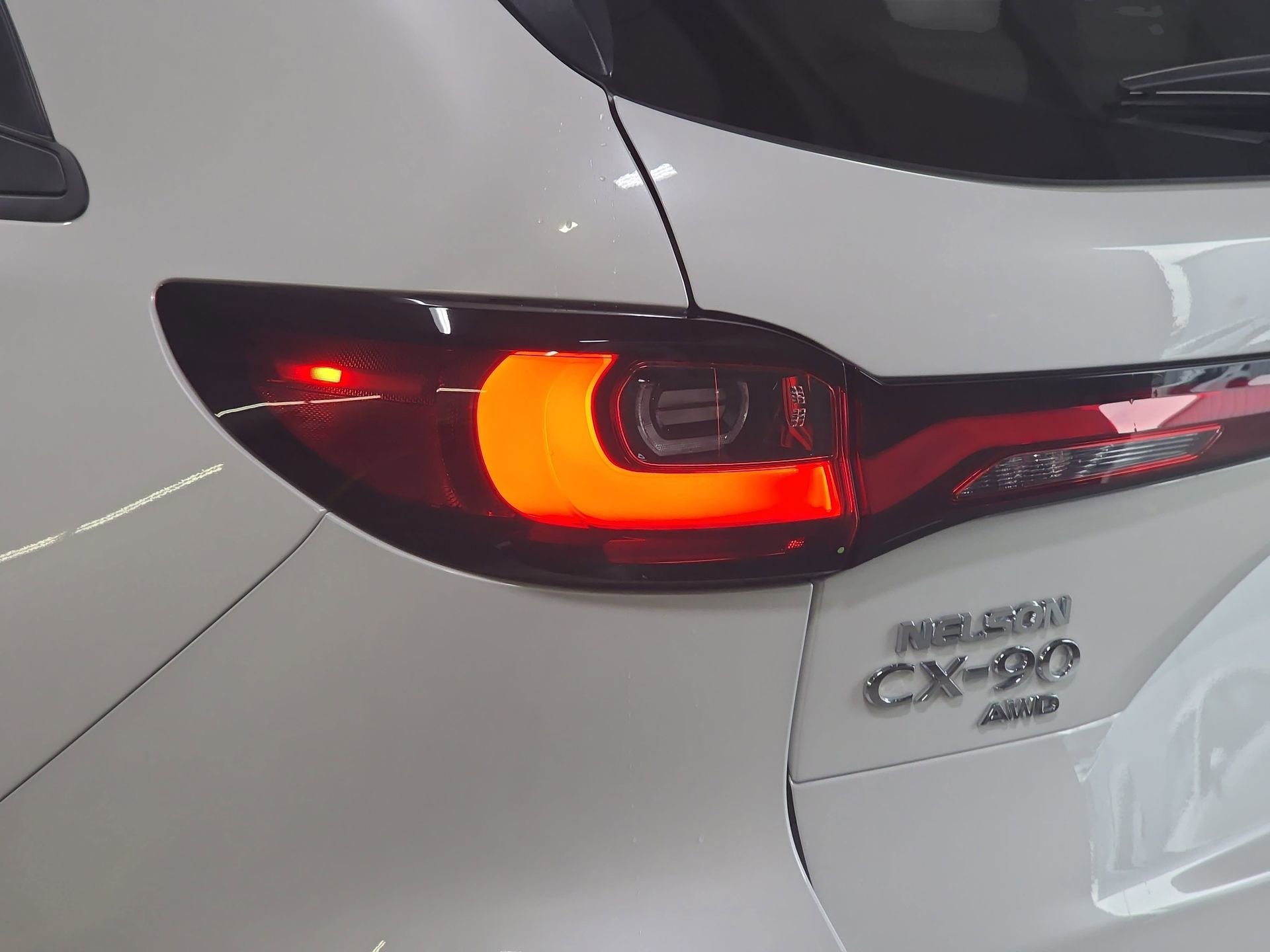 Used 2025 MAZDA CX-90 3.3 Turbo w/ Preferred Package AWD/4WD image 32