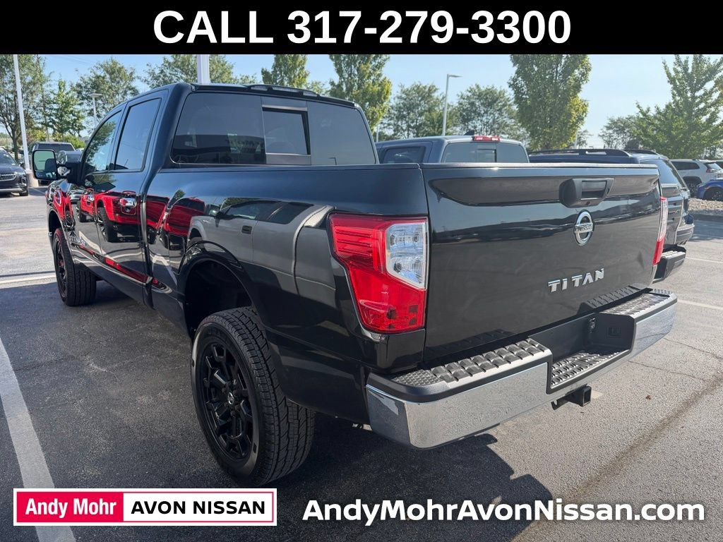 Used 2018 Nissan Titan SV AWD/4WD image 3