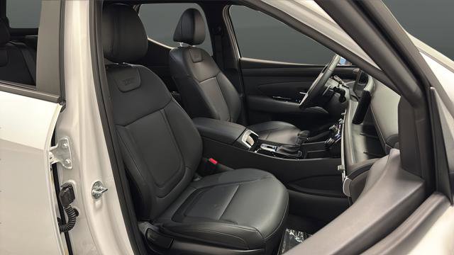 Used 2025 Hyundai Santa Cruz XRT image 10