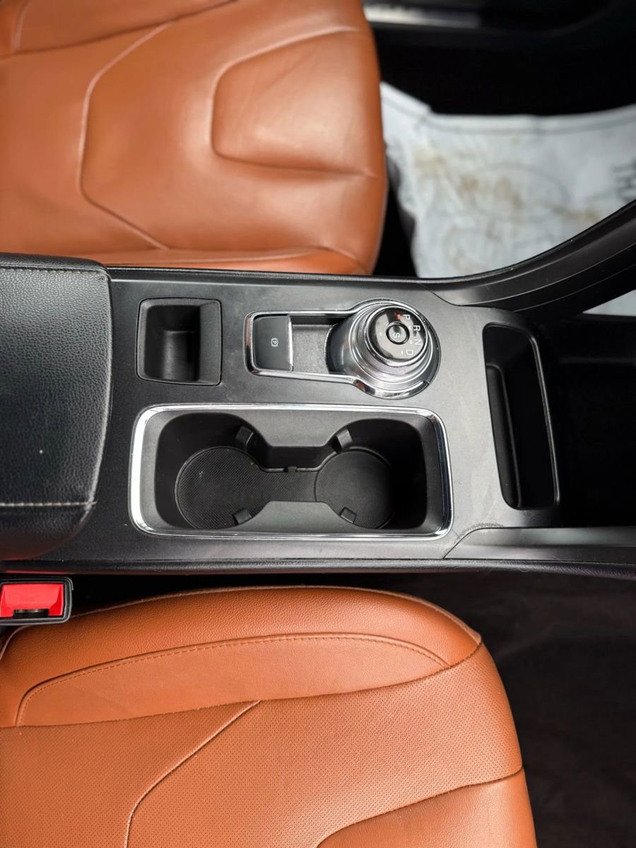 Used 2020 Ford Fusion Titanium image 23