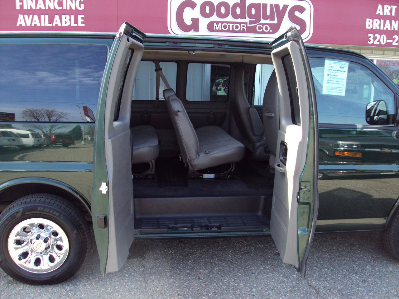 Used 2014 Chevrolet Express 1500 LT w/ LT Preferred Equipment Group AWD/4WD image 10