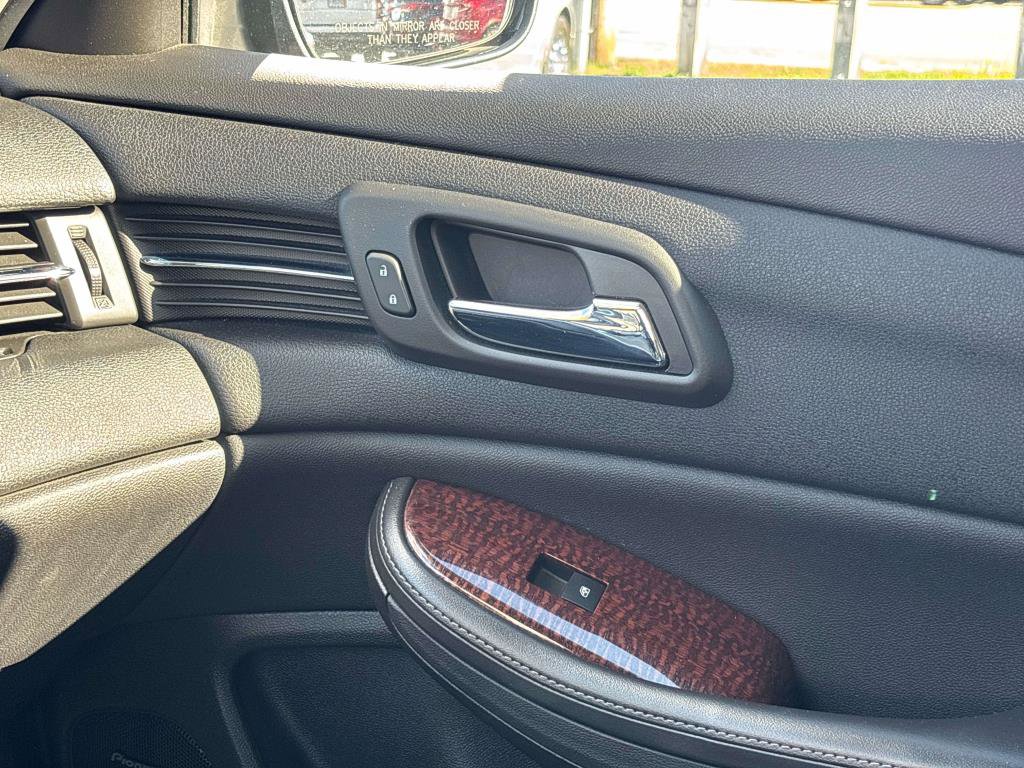 Used 2013 Chevrolet Malibu LT image 26