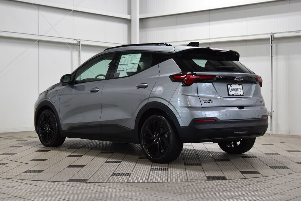 New 2027 Chevrolet Bolt RS w/ Technology Package FWD image 6