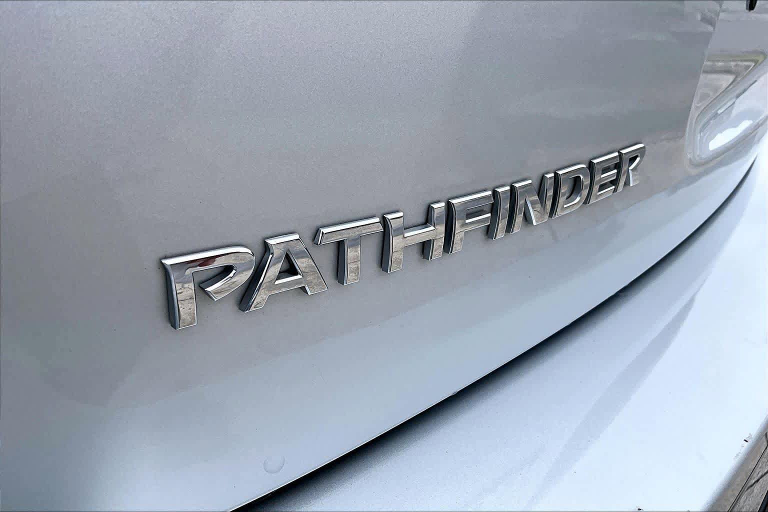 Used 2020 Nissan Pathfinder SV FWD image 31