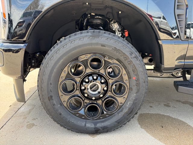 New 2026 Ford F250 Lariat w/ Black Appearance Package AWD/4WD image 13